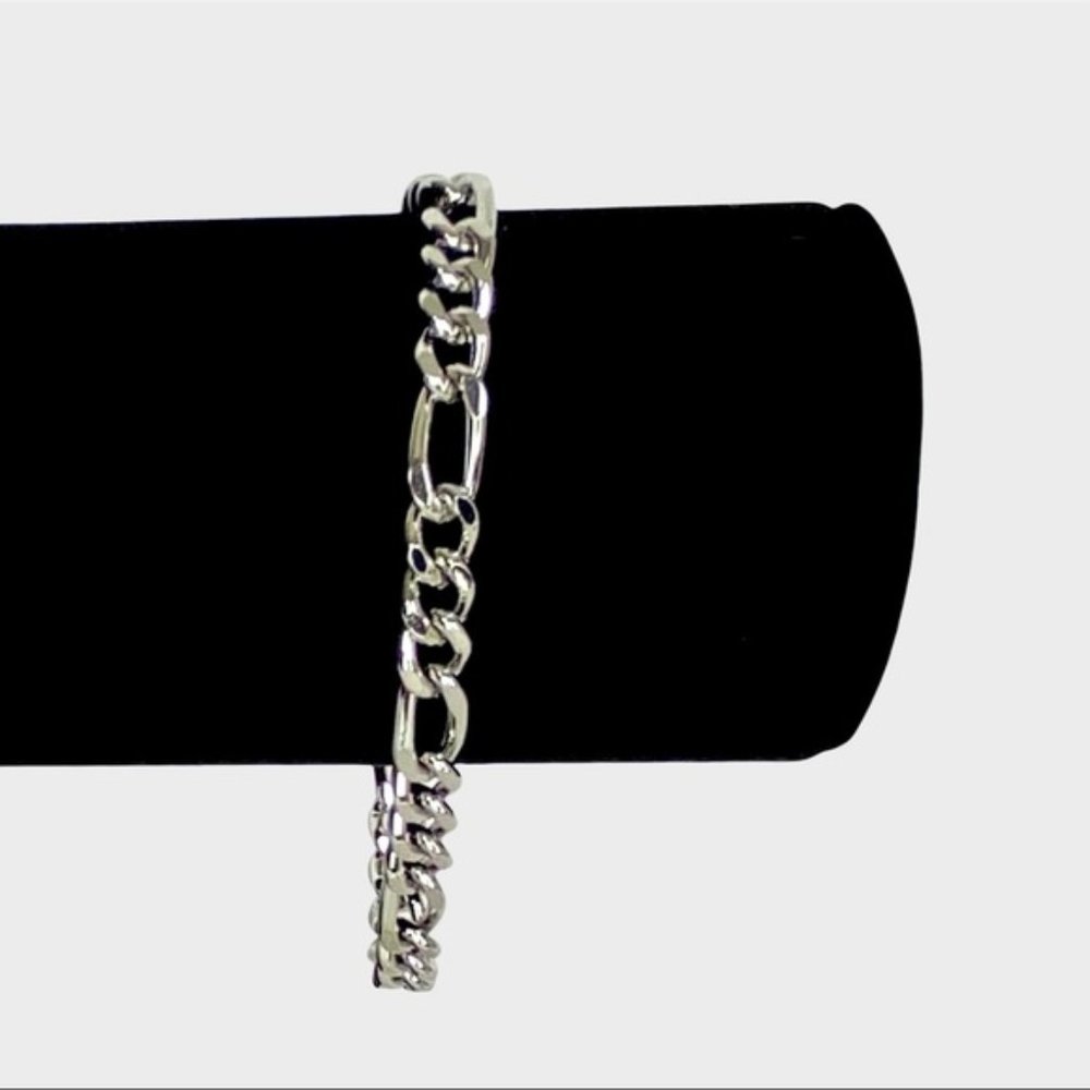 14K White Gold Plated Figaro Link Chain Bracelet 8mm x 8 inches